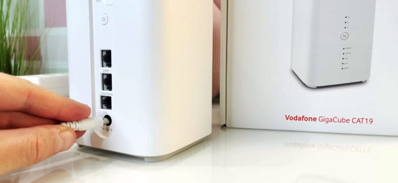Vodafone Gigacube Strom anschließen
